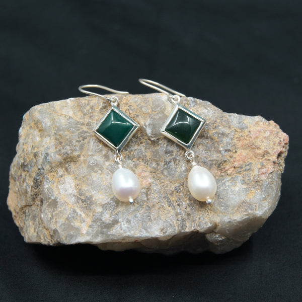 Pearl-Adorned Green Onyx Elegance Earrings