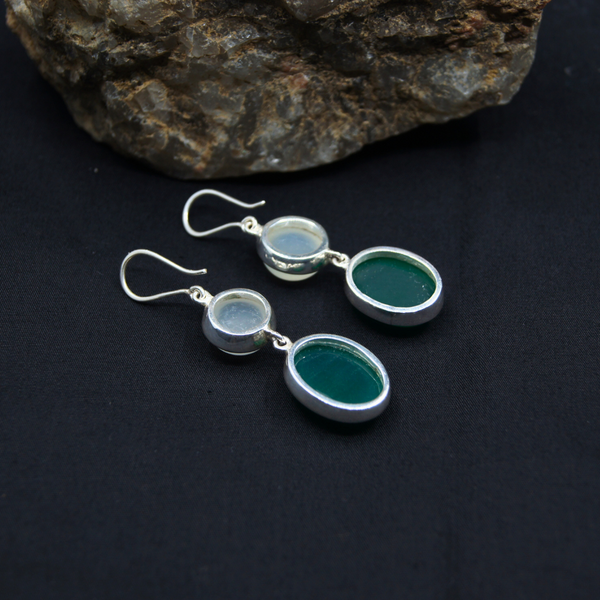Oval Opulence: Moonstone & Green Onyx Earrings