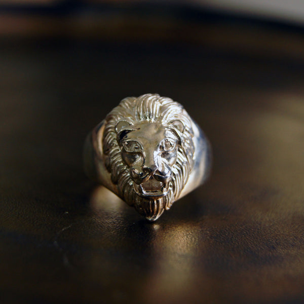 Lion's Valor - Silver Ring