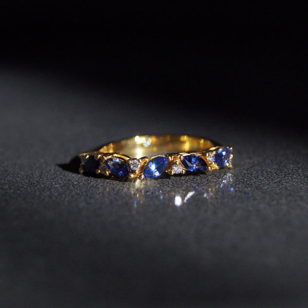 Ellipse Sapphire Ring