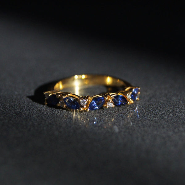 Ellipse Sapphire Ring